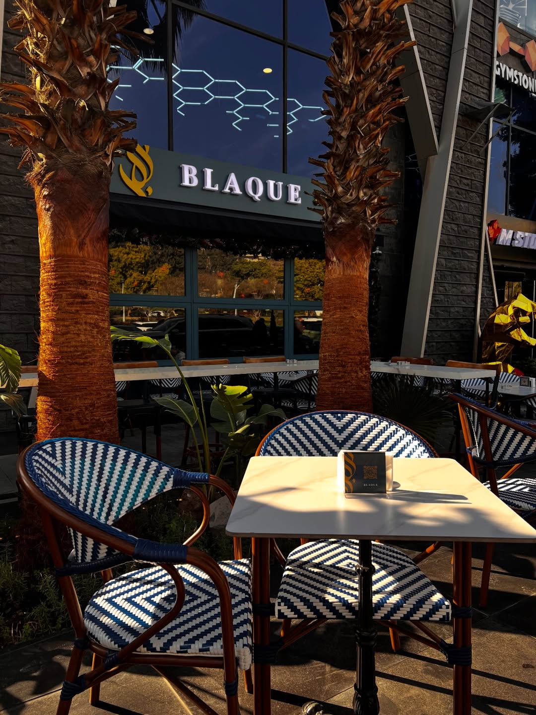 Blaque Boutique Café